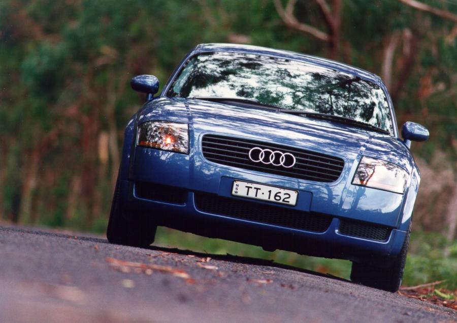  Audi TT Coupe (8N) 1999 года  (AU) (фото 1 из 2)